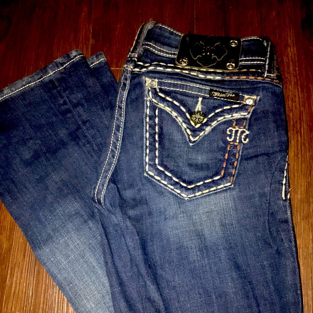 Miss Me - Darkwash distressed denim - Boot